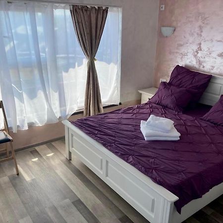 Ferienwohnung Rez Iasi Exterior foto